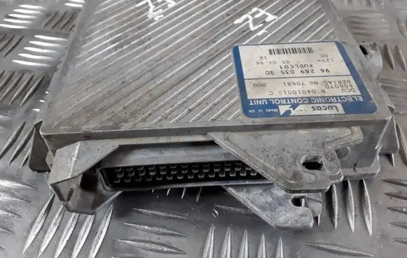 Peugeot 806 Engine control unit/module 9628903580 R04010013C