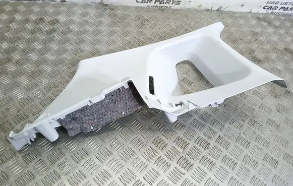 Peugeot 2008 I (C) pillar trim 9677215577