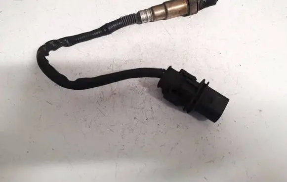 BMW 5 F10 F11 Lambda probe sensor 779160001 0281004018