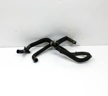 Tesla Model S Engine coolant pipe/hose 104895200B