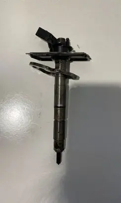 Audi Q7 4L Fuel injector 0445115052