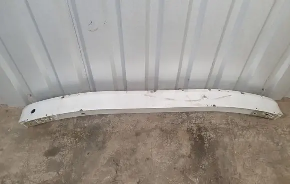 Opel Zafira B Front bumper cross member 24460537