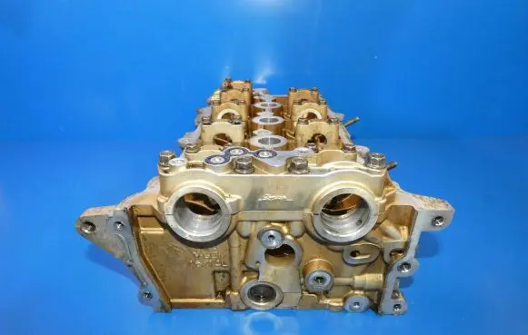 Hyundai i40 Engine head C11710064934