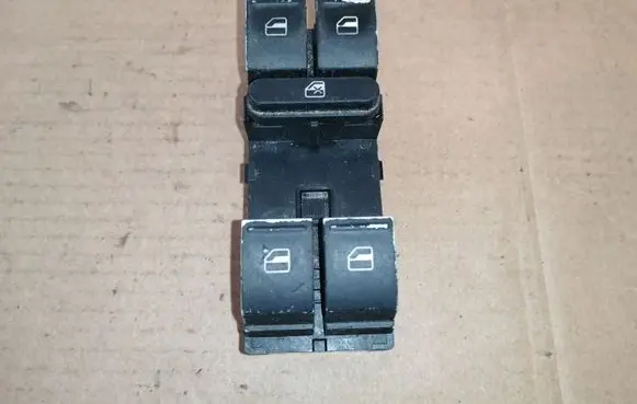 Volkswagen PASSAT B6 Electric window control switch 1K4959857