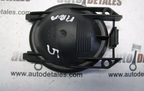 Headlight/headlamp dust cover