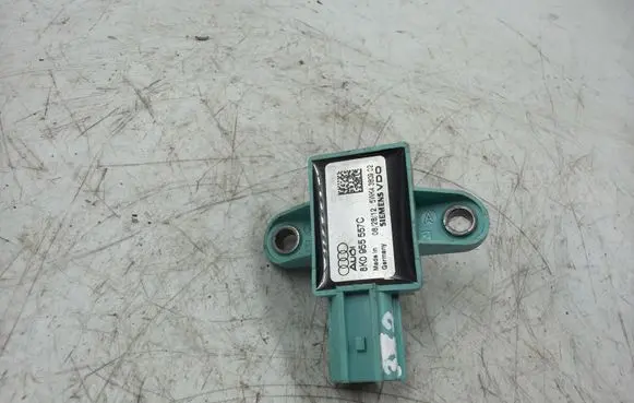 Audi A4 S4 B8 8K Airbag deployment crash/impact sensor 8K0955557C