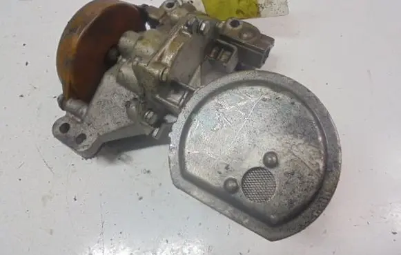 Citroen Xsara Picasso Oil pump 7941103100