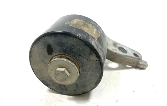 Volvo XC90 Rear differential mounting bracket 31492089