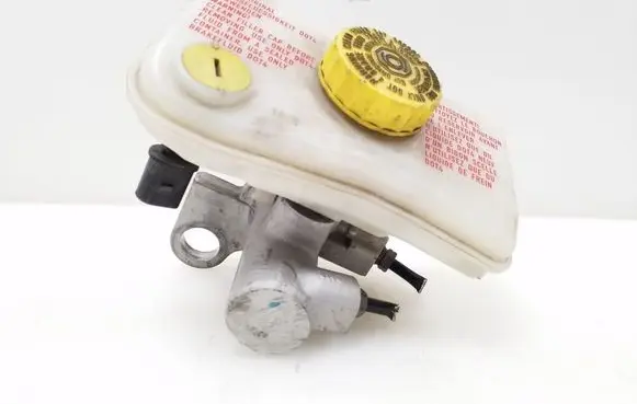 Audi A6 S6 C6 4F Master brake cylinder 4B3611021