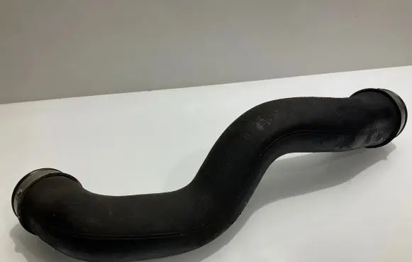 Mercedes-Benz CLK A209 C209 Intercooler hose/pipe
