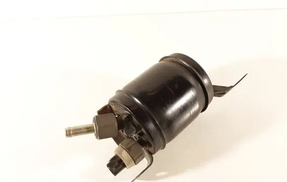 Toyota Yaris Vacuum air tank 