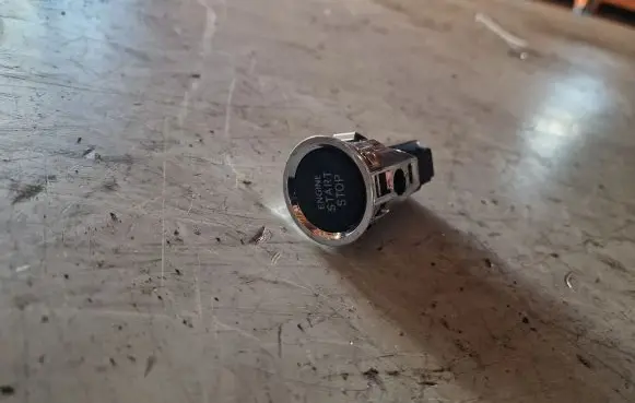 Toyota Corolla Verso AR10 Engine start stop button switch