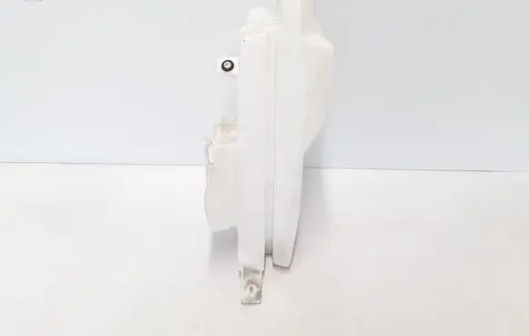 Volvo S90, V90 Windshield washer fluid reservoir/tank 31378750