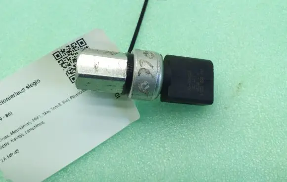 Air conditioning (A/C) pressure sensor