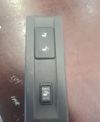 Nissan 350Z Seat control switch 174B161011