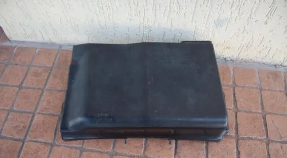 Skoda Fabia Mk1 (6Y) Battery box tray cover/lid 6Q0915429B