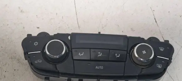 Opel Insignia A Climate control unit 13273095 001180064 100118