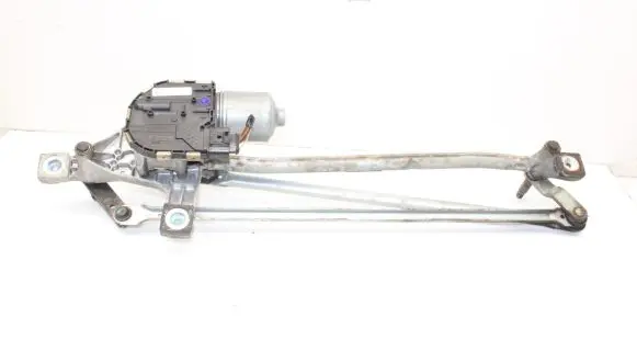Volvo V60 Front wiper linkage and motor 30753494