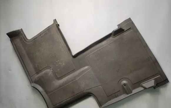 Mercedes-Benz Sprinter W901 W902 W903 W904 Second row seat mat A9066840302