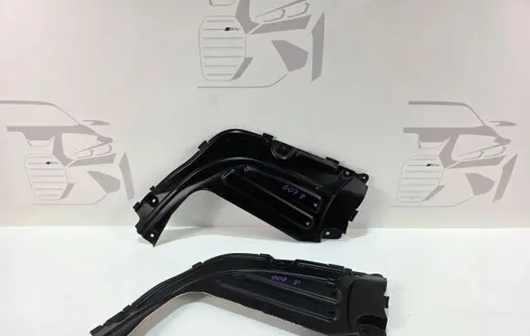 BMW X7 G07 Engine splash shield/under tray 