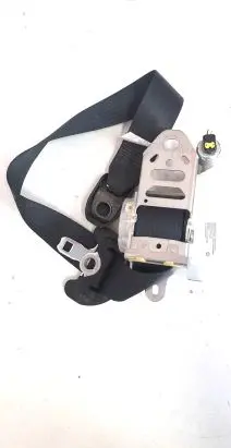 Toyota Avensis T270 Front seatbelt 7P1510P