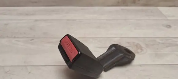 Fiat Ulysse Rear seatbelt buckle