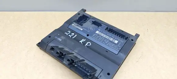 Mercedes-Benz S W221 Seat control module A2218704987