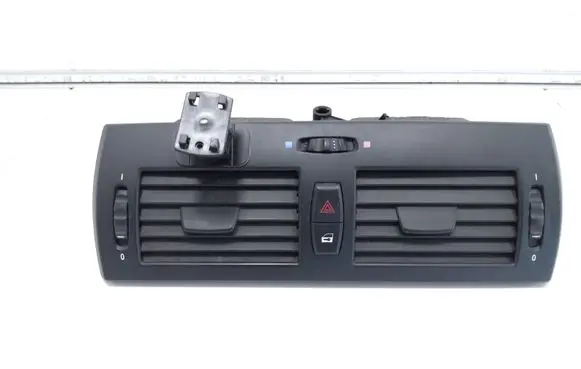 BMW X3 E83 Dash center air vent grill 3400074