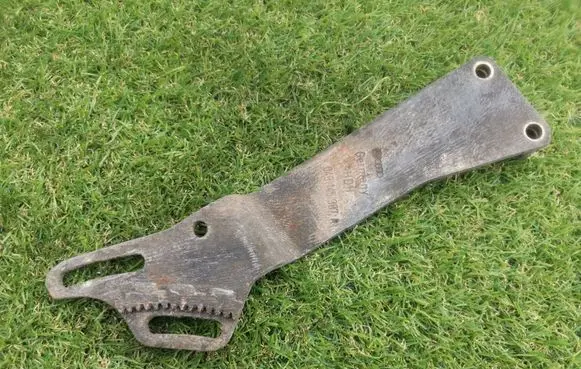 Audi 80 90 S2 B4 Generator/alternator bracket 048145387A