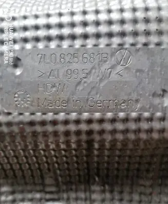 Audi Q7 4L Exhaust heat shield 7L0825681B