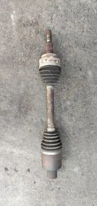 Jeep Grand Cherokee (WK) Front driveshaft