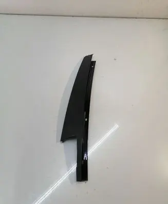BMW 5 F10 F11 Door glass trim 7209715