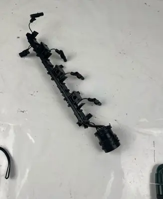 Audi Q5 SQ5 Fuel injector wires 03G971826A