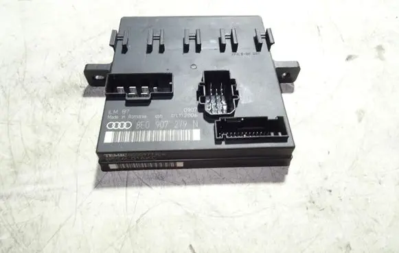 Audi A4 S4 B7 8E 8H Comfort/convenience module 8E0907279N