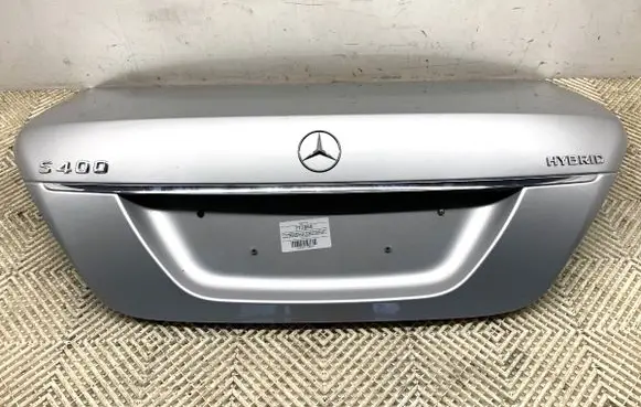 Tailgate/trunk/boot lid