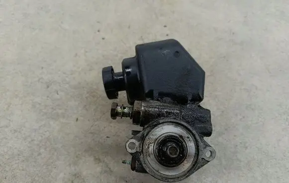 Saab 9-3 Ver2 Power steering pump 12785125KYB