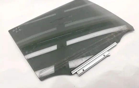 Toyota Corolla Cross Rear door window glass 