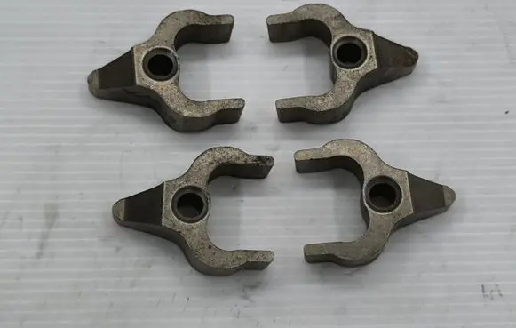 BMW 3 F30 F35 F31 Fuel Injector clamp holder 