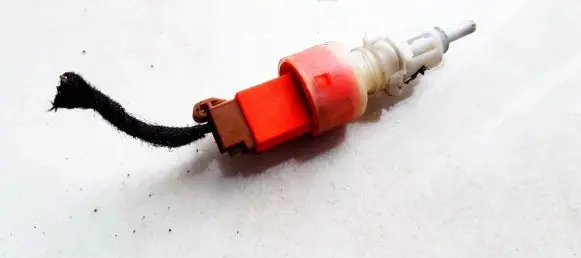 Fiat Panda II Brake pedal sensor switch B365