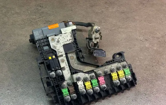 Peugeot 508 Fuse box set 9665232380 725CR1AB6R0