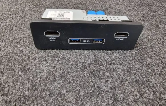 Land Rover Discovery 5 USB socket connector GJ3219E130AD
