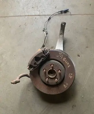 Jaguar XF Front wheel hub