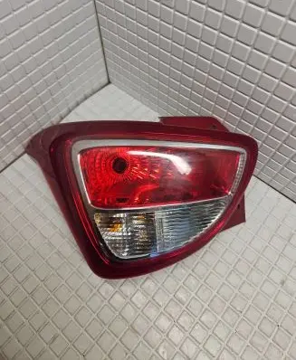 Hyundai i10 Rear/tail lights 92401B9000