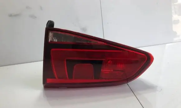 Volkswagen Golf VII Tailgate rear/tail lights 5GM945094A