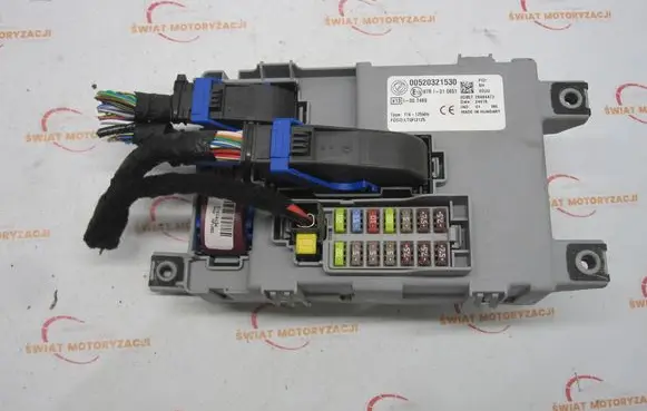 Fiat Doblo Fuse box set 00520321530