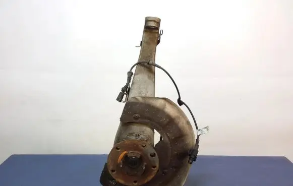 Porsche Cayenne (92A) Front wheel hub spindle knuckle
