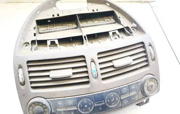 Mercedes-Benz E W211 Climate control unit 2118300085 2118300054