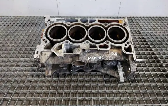 Renault Kadjar Engine block 110112878R03 110112878R