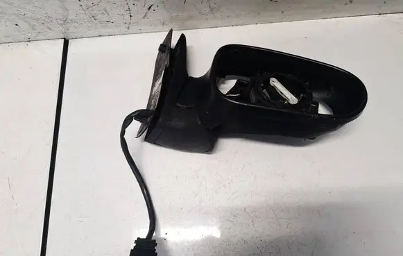 Volkswagen Sharan Front door electric wing mirror 