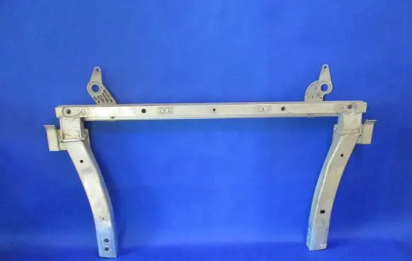 Opel Corsa E Bottom radiator support slam panel 39015406